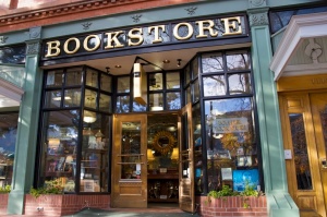 original-dream-have-my-own-bookstore-with-coffee-time-2012-12-14-07-13-52-userid-2503